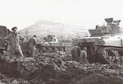 CSM 661 REME in mud.  G Wooler