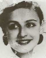 A photograph of Janina taken in the Warsaw Ghetto, 1942.